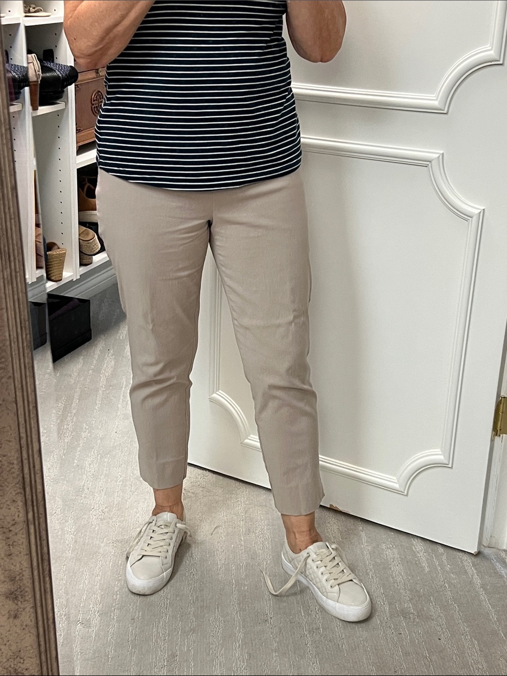 Renuar Women's Ankle-Length Straight Leg Pants — Taupe